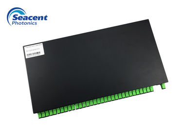Wewnętrzny rozdzielacz światłowodowy Plc / G657A1 Typ szafy Rack typu Plc